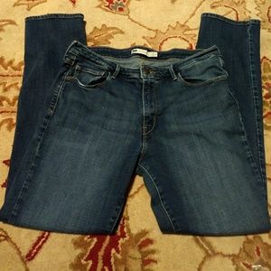 Levi's Mid Rise Skinny Plus Size Jeans